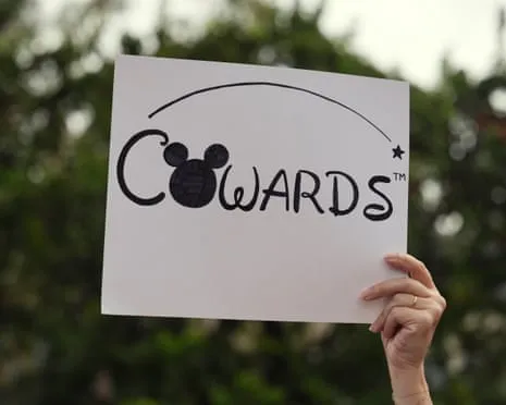 Numerous Demonstrate Near Mickey Mouse Company Corporate Offices Over ‘Un-American’ Jimmy Kimmel Suspension